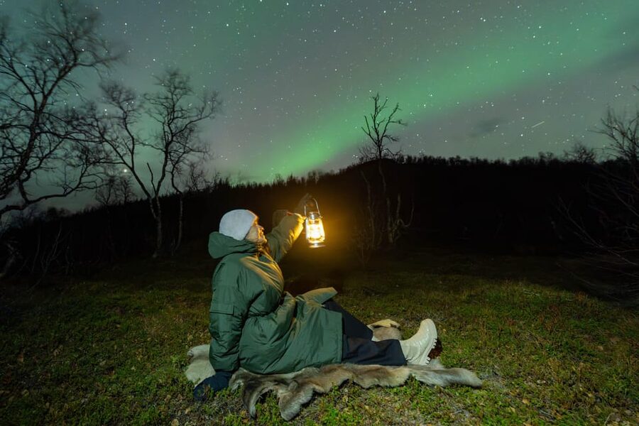 Tromsø: Aurora Borealis, Campfire, Hot Meal, Arctic Tour - Reaching the campfire site
