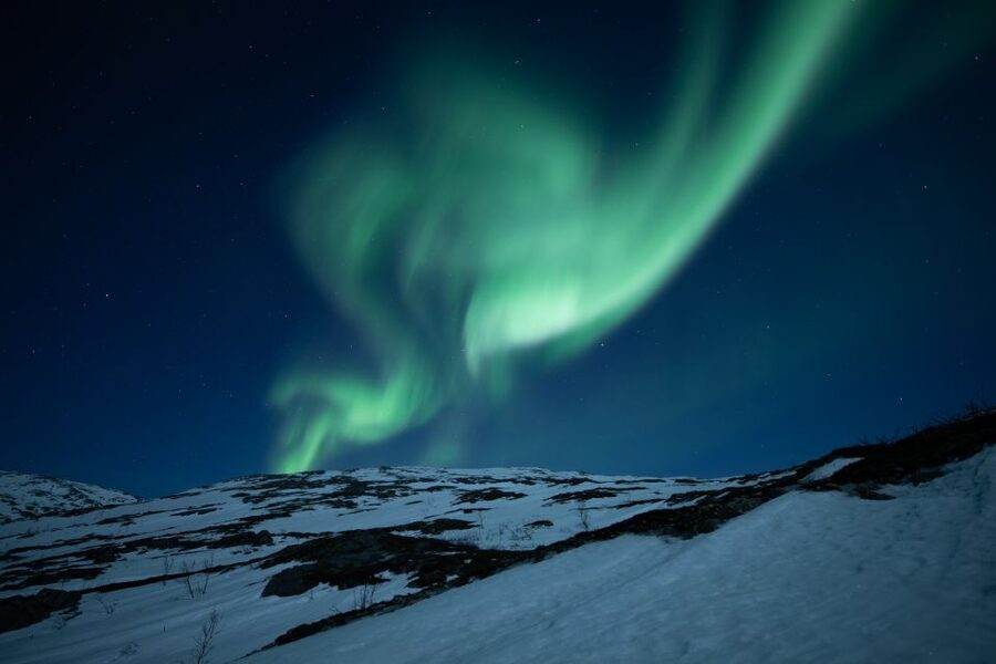 Tromsø: Aurora Borealis, Campfire, Hot Meal, Arctic Tour - How the northern lights chase works