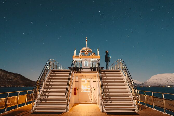 Tromso Aurora Cruise with 3-Course Dinner - Arriving at Kaigata 6 before 19:00