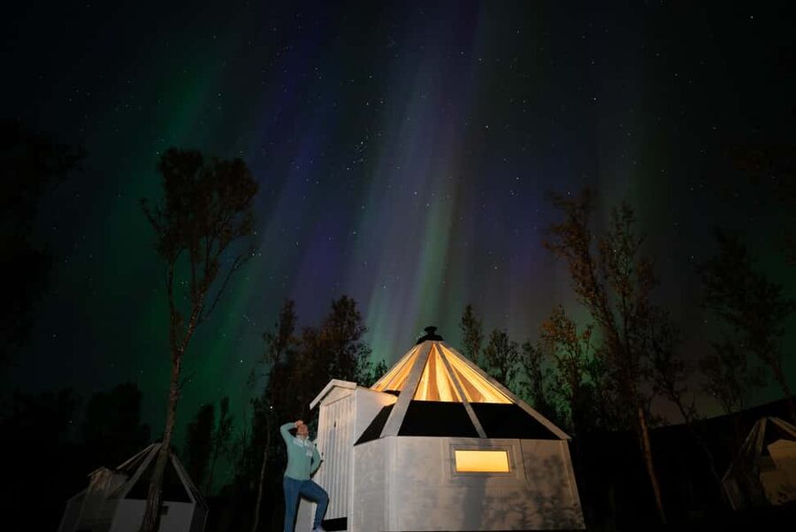 Tromsø: Aurora Crystal Lavvo Overnight Stay with Activities - Key points to know before booking