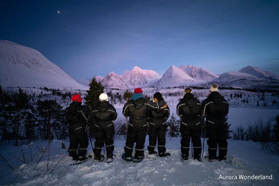Tromsø: Aurora Crystal Lavvo Overnight Stay with Activities - Reaching Aurora Wonderland Basecamp from Tromsø