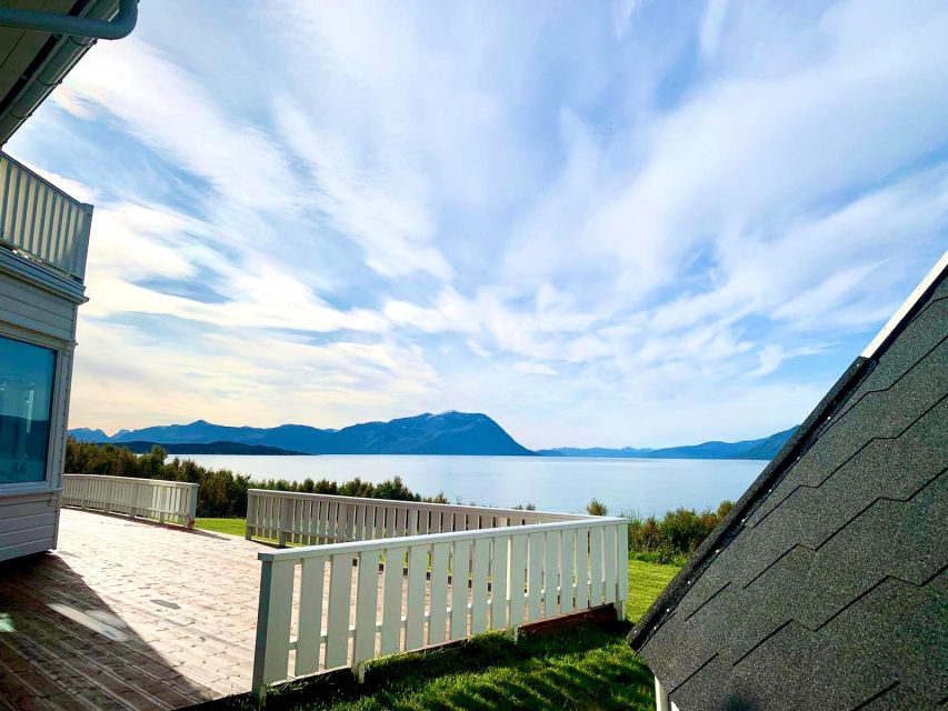 Tromsø: Aurora Crystal Lavvo Overnight Stay with Activities - The crystal lavvo: romantic, warm, and hands-on