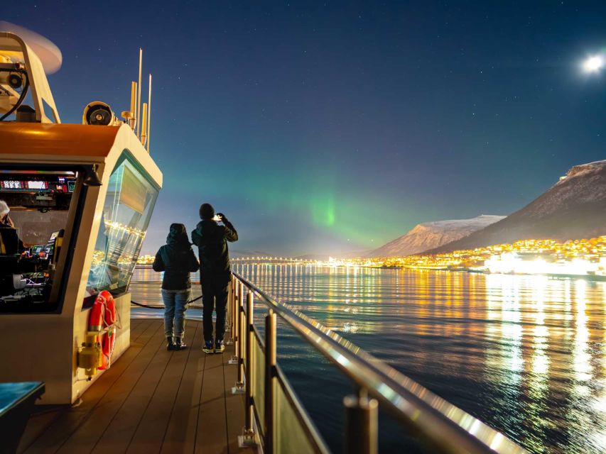 Tromsø: Aurora Dinner Cruise by Hybrid-Electric Catamaran - The Secret Stop and the Aurora Search