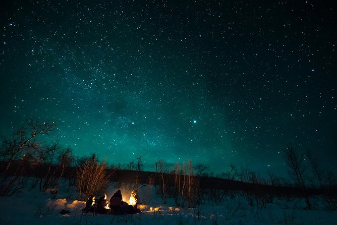 Tromso Aurora Hunt with Bonfire, Soup, Winter Gear & Transfers - How much value do you get for $226.72?