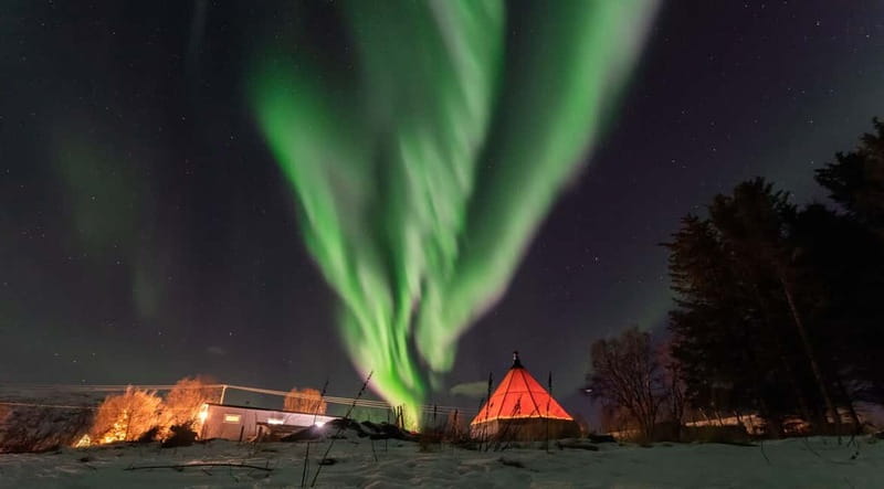 Tromsø: Aurora Safari Chase by big bus with Camp meal - Starting at Prostneset and settling into the big bus