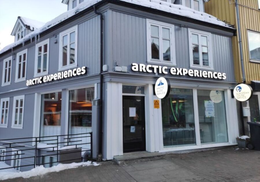 Tromso: City Highlights Guided Walking Tour - Starting at Storgata 77 at noon