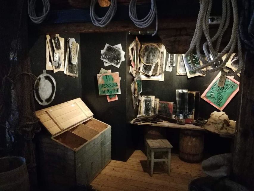 Tromso: Cod-Tasting Tour with Full Steam Museum Entry - Three museum floors, three different stories