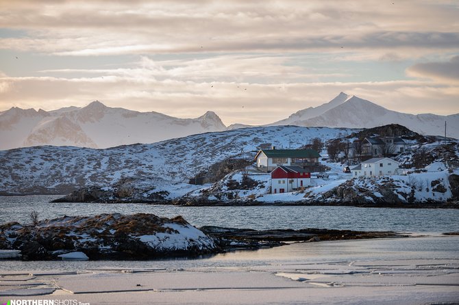 Tromsø: Day trip to the island of Sommarøy through the Fjords - The photography: useful help with important conditions