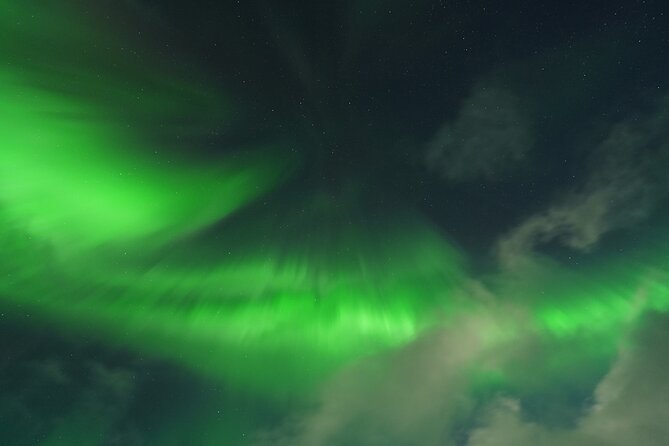 Tromsø: English/Spanish Aurora Pathfinder Tour with Photos - The main risks are weather, timing, and comfort
