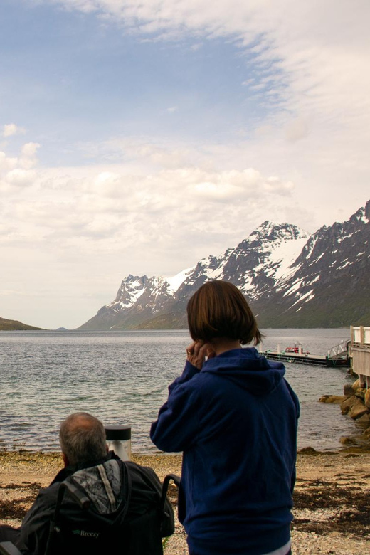 Tromsø: Fjords, Kvaløya & Sommarøy Accessible Tour w/ Lunch - Guides who make the drive worthwhile