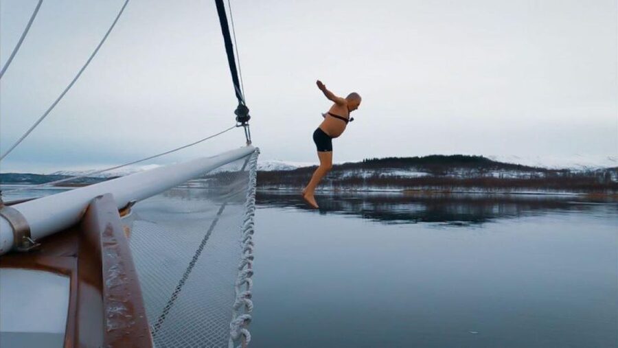 Tromsø: Luxury Polar Fjord Cruise w/ Hot Tub & Polar Plunge - Is $281 good value?
