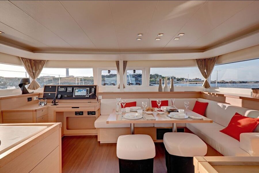 Tromsø: Midnight Sun Cruise in a Luxury Catamaran - Coffee, snacks, and northern fish soup