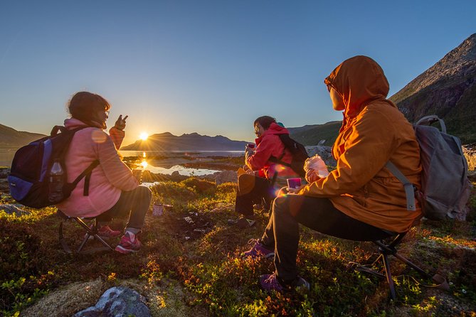 Tromsø: Midnight Sun Hike with Wandering Owl - What the weather can and cannot promise