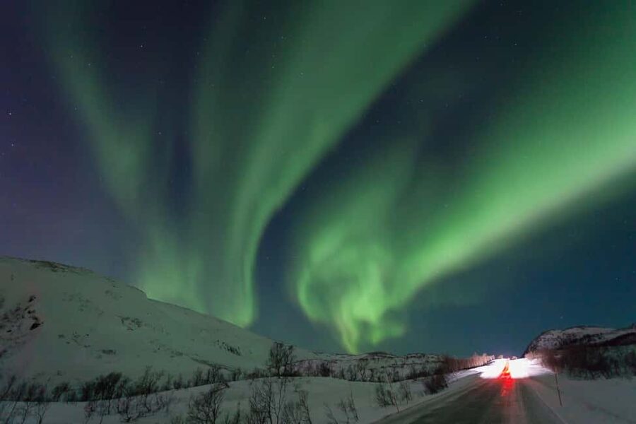 Tromsø:Northern light tour with mini bus i Tromsø - Key points to know before booking