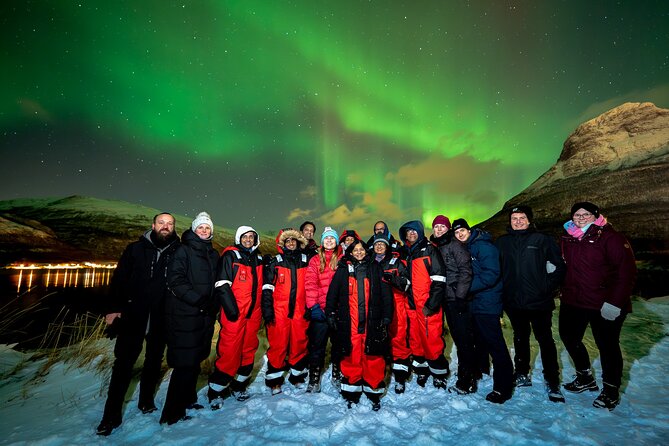 Tromsø: Northern Lights by Minibus - Free Photos and Warm Dinner - Soup by the campfire