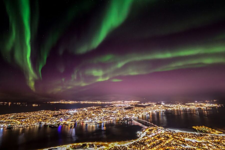 Tromso: Northern Lights Cable Car Excursion - Riding Fjellheisen above Tromsø