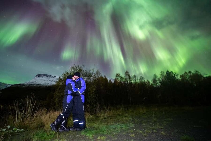 Tromsø: Northern Lights Chase + Free Professional Photos - Meeting at Scandic Ishavshotel in Tromsø