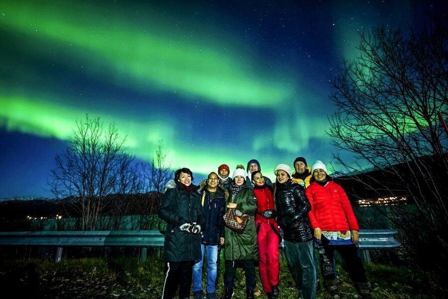 Tromsø: Northern Lights Chase Minibus Tour - Possible stops, from Kilpisjärvi to coastal Troms