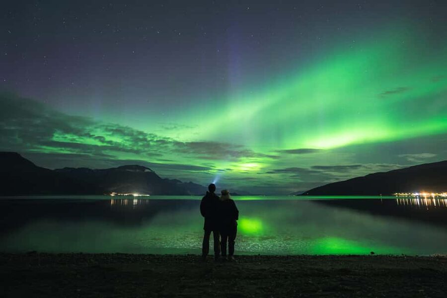 Tromsø: Northern Lights Photography Tour - Finding the first clear patch