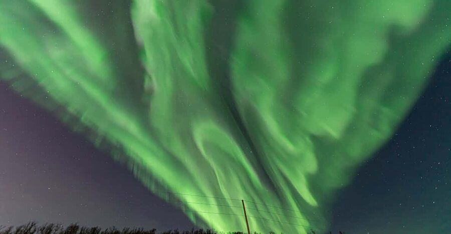 Tromsø: Northern Lights Tour w/Photo, Suits and Local Guide - What to bring for a night outside Tromsø