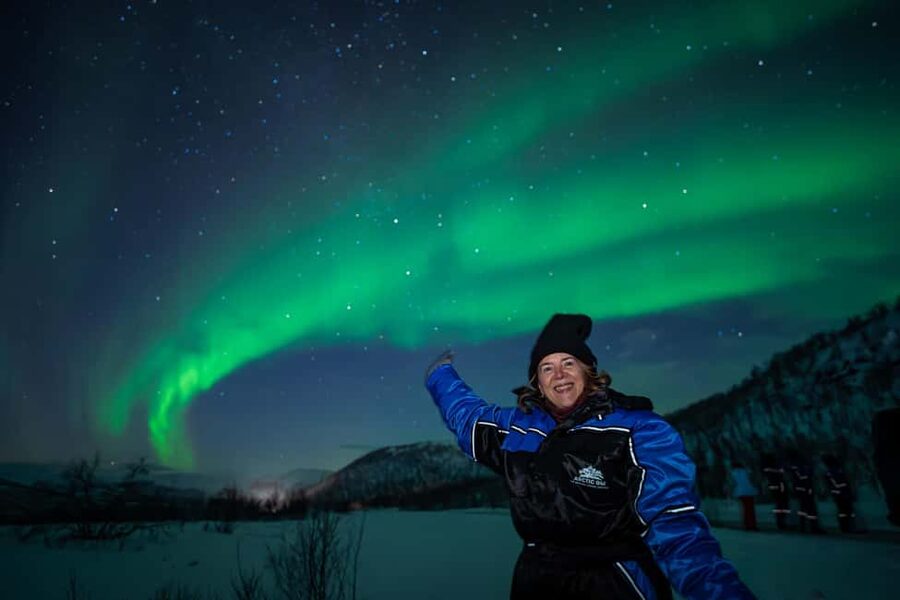 Tromsø: Northern Lights Tour with Guaranteed Sightings - What happens at a viewing stop