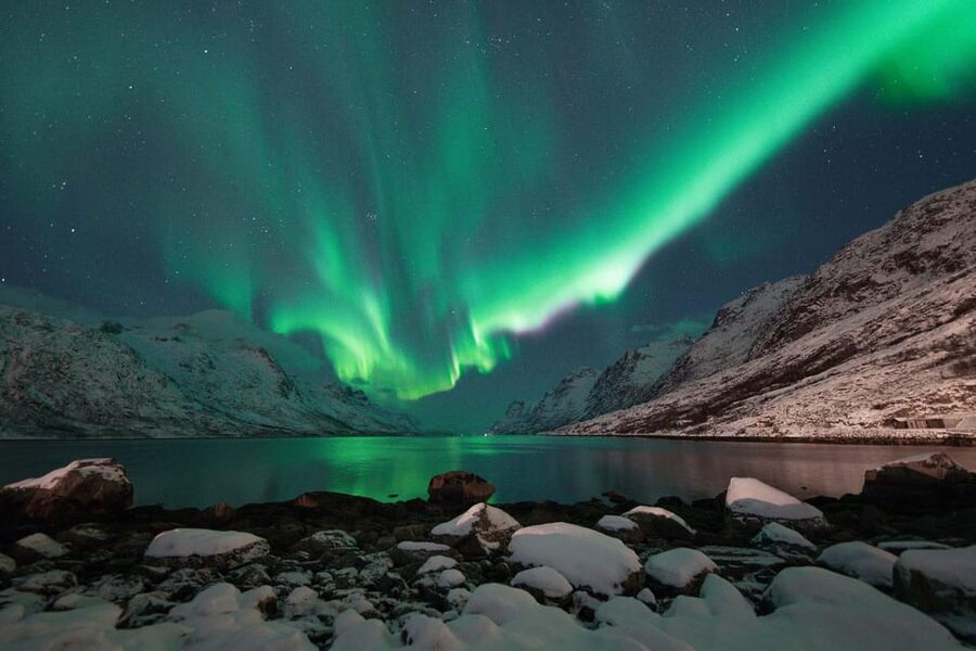 Tromsø: Northern Lights Tour with Local Guide and Photos - The best parts of the Arctic Glow experience