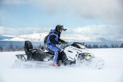 Scenic Arctic snowmobile safari in the Lyngen Alps