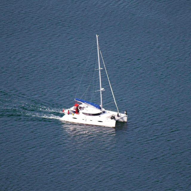 Tromso: Sightseeing Cruise by Catamaran with Snacks & Drinks - How rough water affects the experience