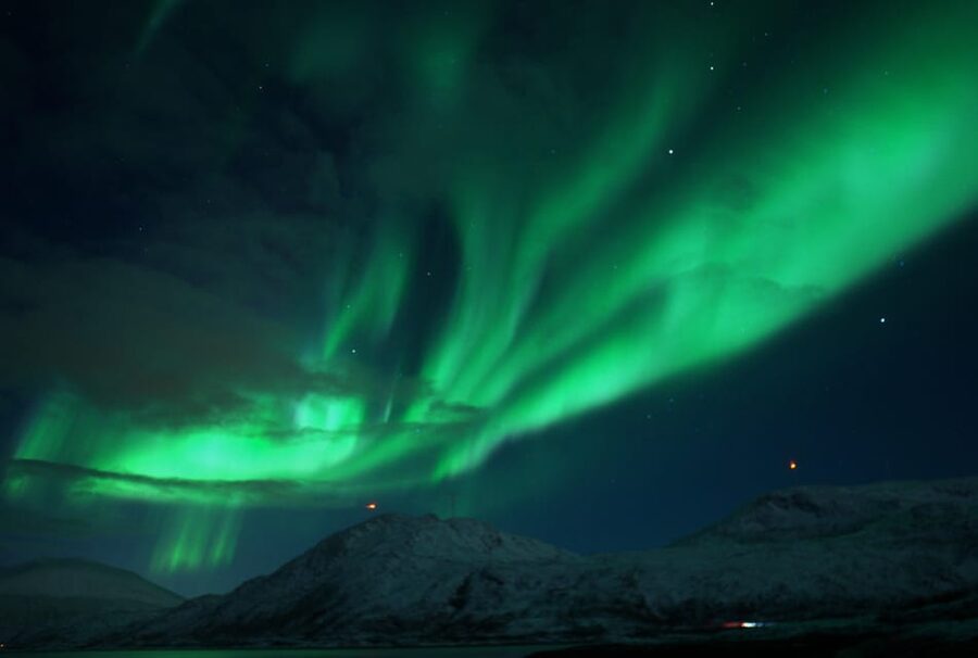 Tromsø: Small-Group Adventurous Northern Lights Hunt - Safety and the limits of the promise