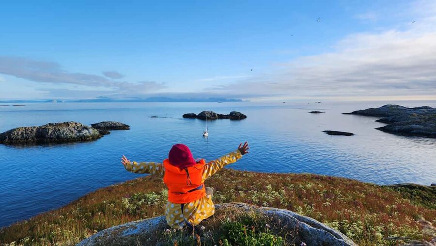Tromsø: Sommaroy Fjord Tour with Lunch Option & Midnight Sun - Sommarøy island and the coastal turn