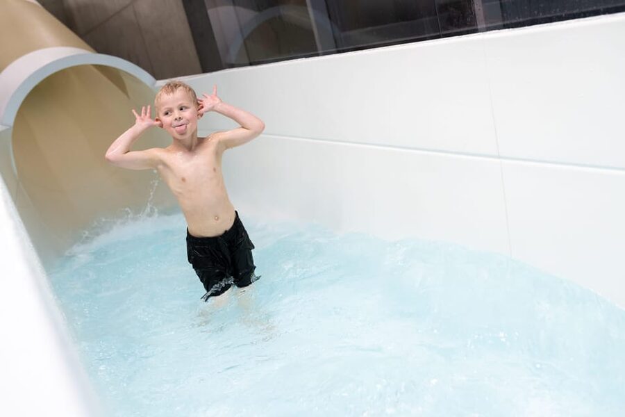 Tromsø: Spa/Pool with Bath, Sauna and Outdoor Heated Pool - Move through the sauna, steam bath, and cold plunge
