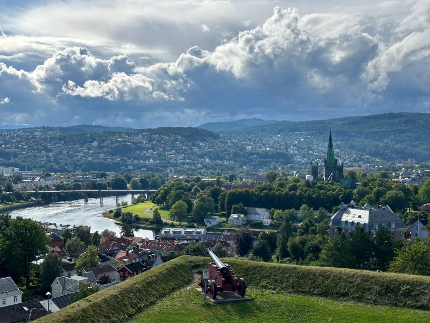 Trondheim: 2-hour City Walking Tour - Starting beside Rockheim Museum