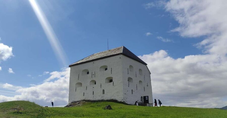 Trondheim: City Bus Tour - Kristiansten Fortress and the fire of 1681