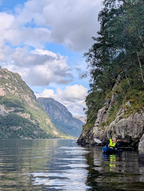 Two Fjord SUP n Sauna Guided Paddle Tour (Stavanger) - Arriving at Dirdal Gårdsutsalg