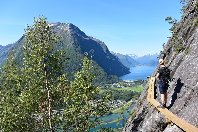Via Ferrata Åndalsnes Intro Wall - Meeting at Norsk Tindesenter at 10:00