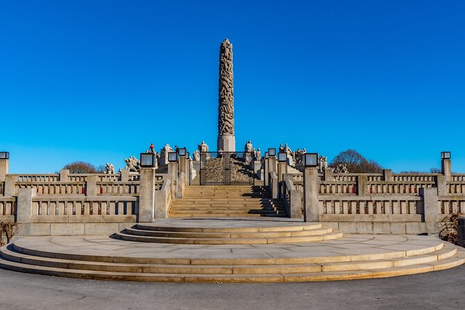 Vigeland Alien Threat in Oslo Exploration Game and Tour - Starting at Gustav Vigeland’s statue