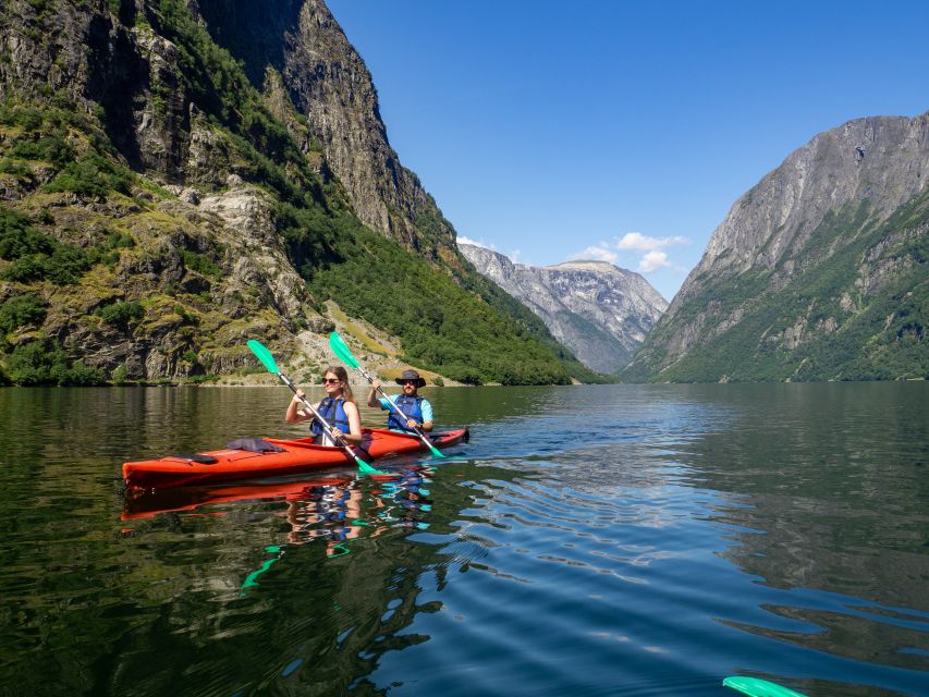Vossevangen: Nærøyfjord Full-Day Guided Kayaking Trip - Five hours among waterfalls and mountain farms