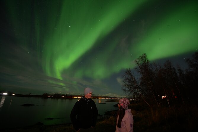 Watching The Aurora Dance - The cabin makes the cold manageable