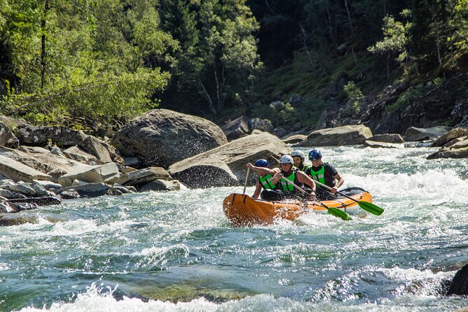 Whitewater Rafting Grade 3 to 4 - Is this suitable for your group?